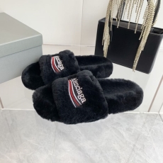 Balenciaga Slippers